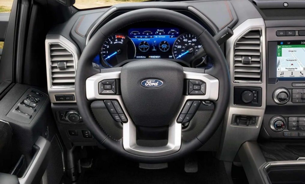 2022 Ford Super Duty Interior