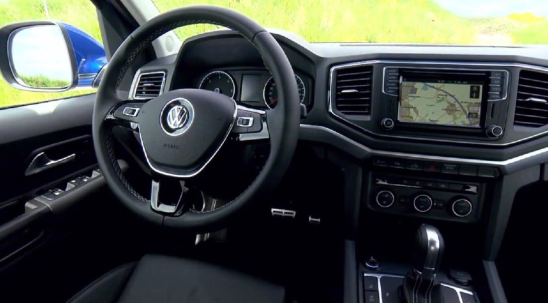 2022 Volkswagen Amarok Interior