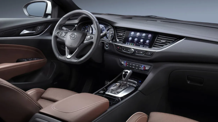2024 Opel Insignia Interior