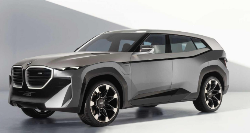 2023 BMW XM Hybrid SUV Specs