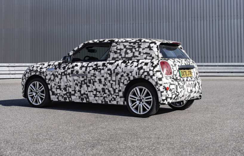 2024 Mini Paceman All-Electric Crossover Redesign